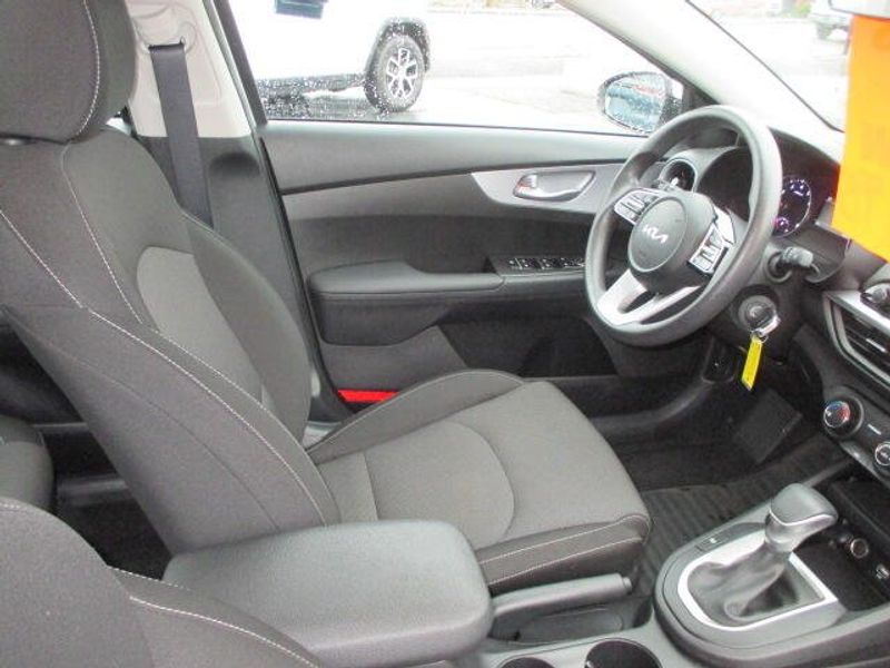 Used 2024 Kia Forte LXSImage 22