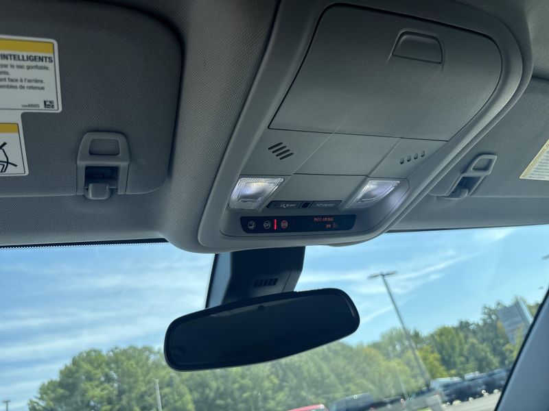 Used 2020 GMC Terrain SLEImage 24