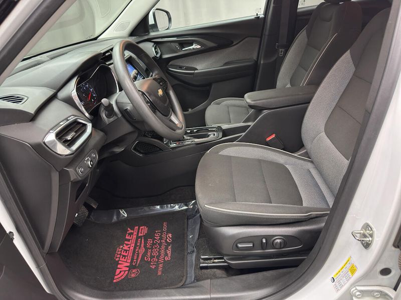 Used 2023 Chevrolet Trailblazer LTImage 9