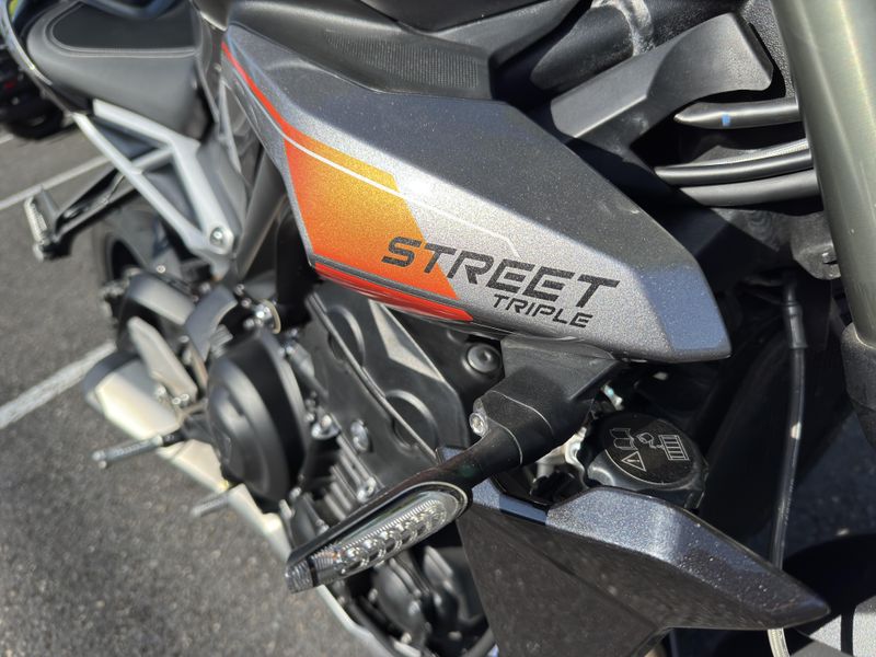 2024 Triumph Street Triple 765 RS 