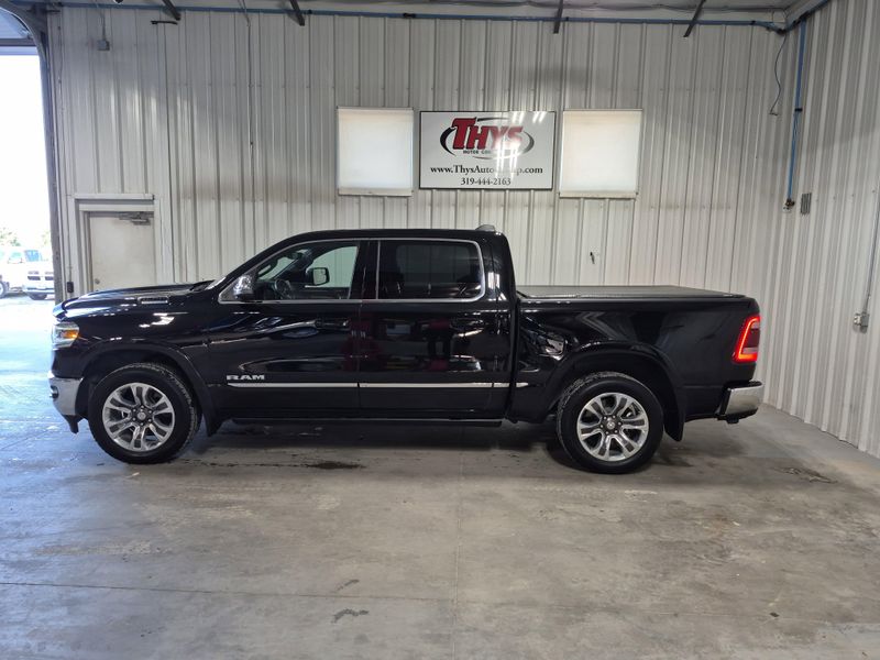 2023 RAM 1500 LimitedImage 18