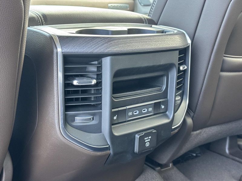 New 2026 RAM 1500 Laramie Crew Cab 4x4 6'4' Box
