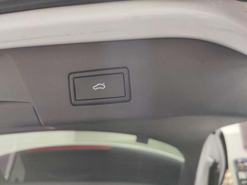 Used 2024 Volkswagen ID.4 S w/Glass RoofImage 14