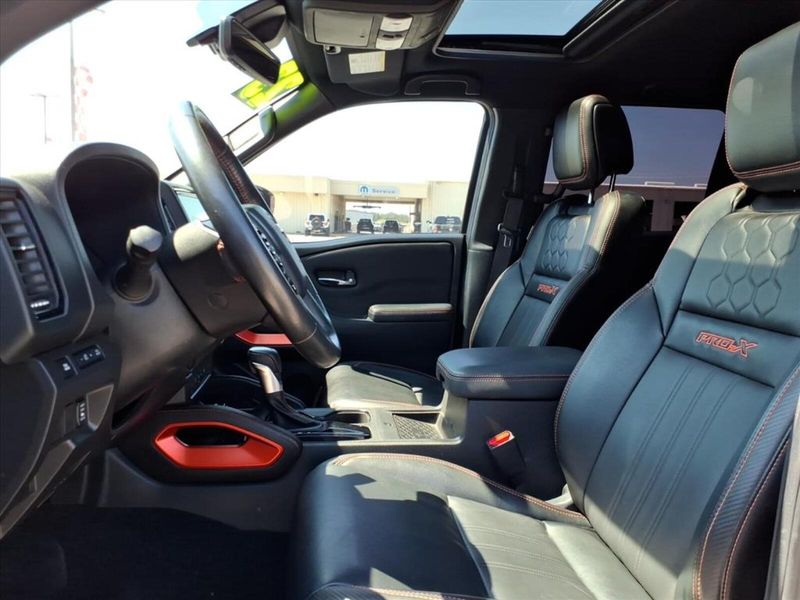 2023 Nissan Frontier PRO-X photo 18
