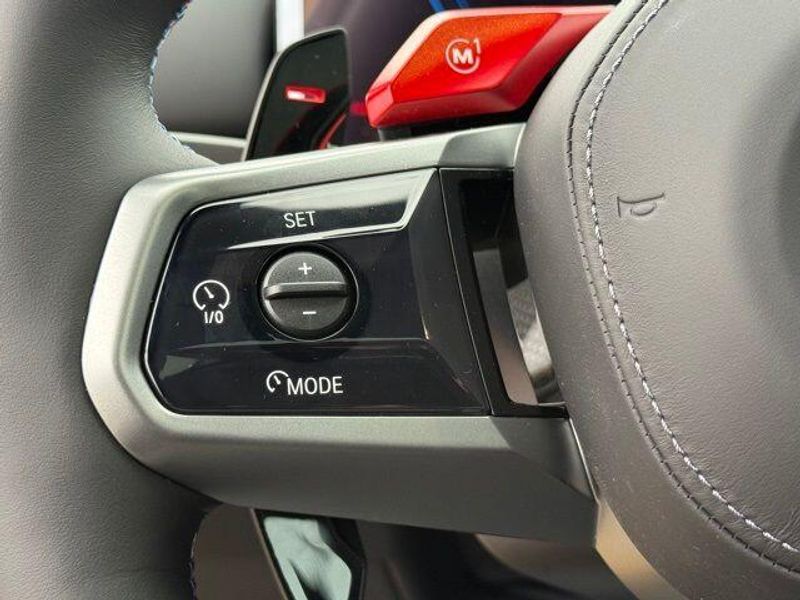 New 2026 BMW M5 BaseImage 22