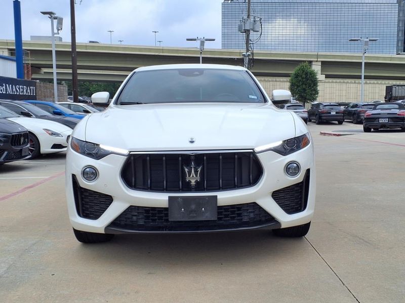 Used 2023 Maserati Levante ModenaImage 9