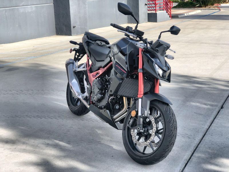 New 2026 Honda CB750 HORNET E-CLUTCH Image 11
