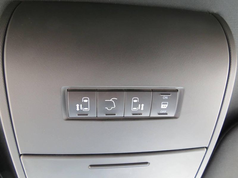 Used 2019 Dodge Grand Caravan SXT 35th Anniversary Edition 4dr Mini VanImage 20