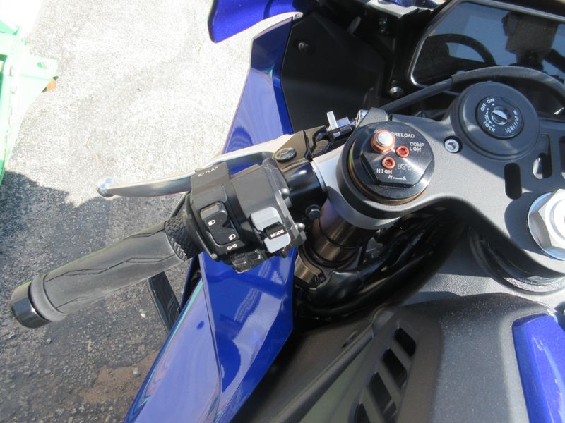 NEW 2026 YAMAHA YZF-R1 Image 20