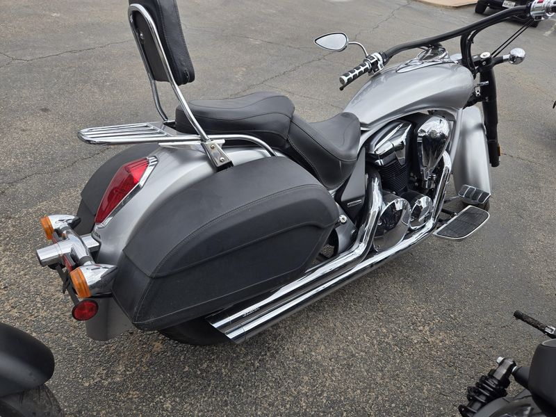 USED 2014 HONDA INTERSTATE Image 6