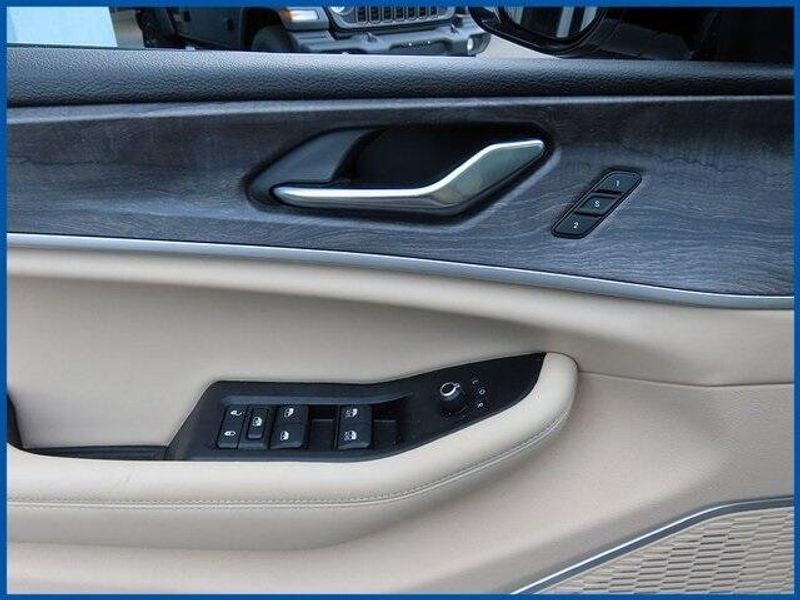 2022 Jeep Grand Cherokee LimitedImage 12