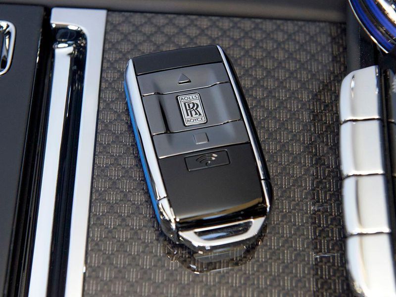 New 2025 Rolls-Royce Ghost Image 18