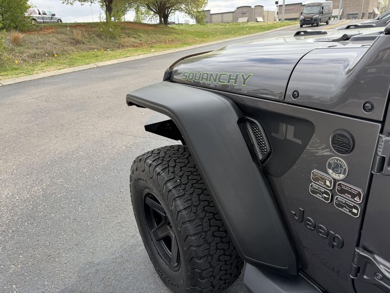 Used 2021 Jeep Wrangler Unlimited Sahara AltitudeImage 15