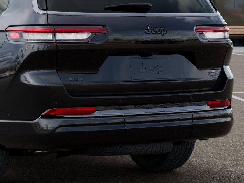New 2026 Jeep Grand Cherokee L Summit 4x4Image 39