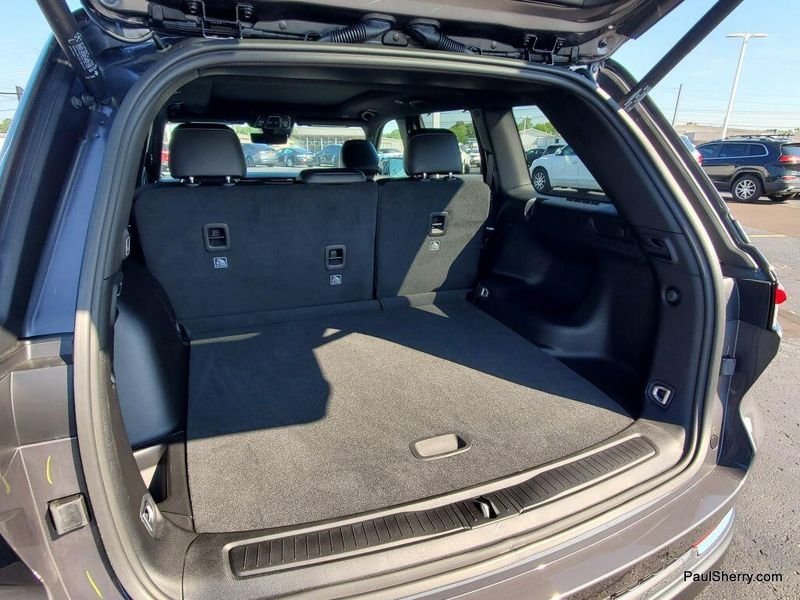 New 2025 Jeep Grand Cherokee Limited 4x4