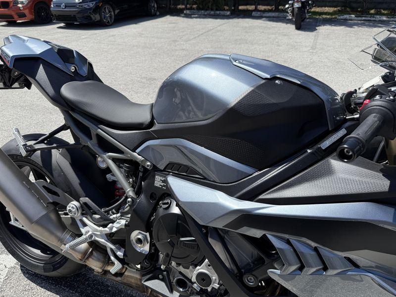 New 2025 BMW S 1000 RR 