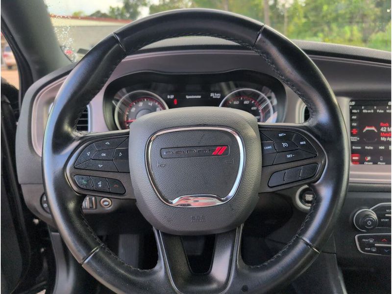 Used 2023 Dodge Charger GTImage 21