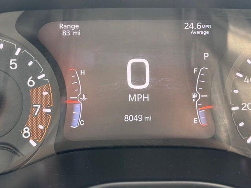 Used 2025 Jeep Compass LatitudeImage 15
