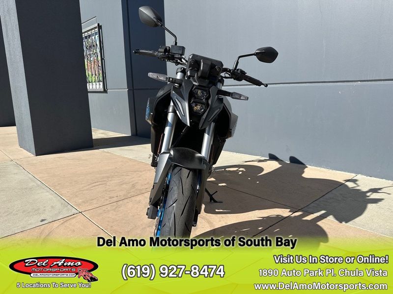 2024 Suzuki GSX800RQM4  in a BLACK exterior color. Del Amo Motorsports of South Bay (619) 547-1937 delamomotorsports.com 