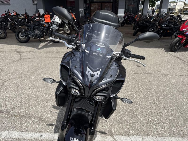 Used 2024 Yamaha MT-10 Image 12