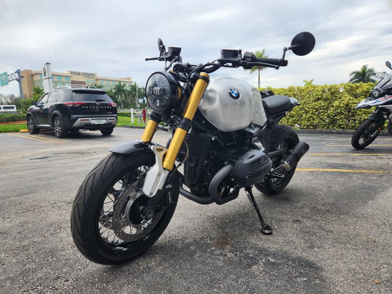 2016 BMW R nineT  in a SILVER exterior color. BMW Motorcycles of Miami 786-845-0052 motorcyclesofmiami.com 