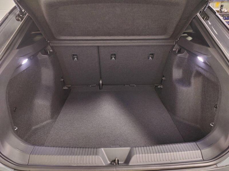Used 2023 Volkswagen ID.4 StandardImage 11