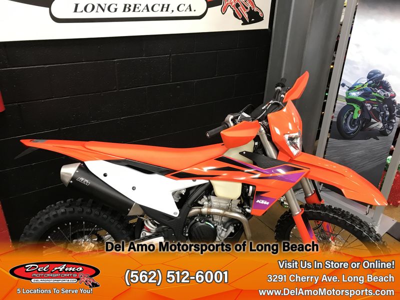 2024 KTM 500 XW-F  in a ORANGE exterior color. Del Amo Motorsports of Long Beach (562) 362-3160 delamomotorsports.com 