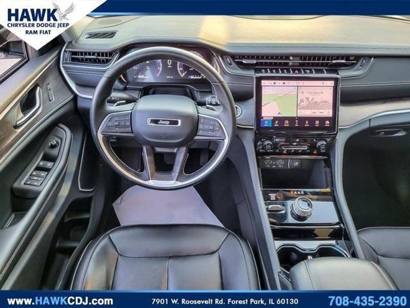 2022 Jeep Grand Cherokee Limited photo 9