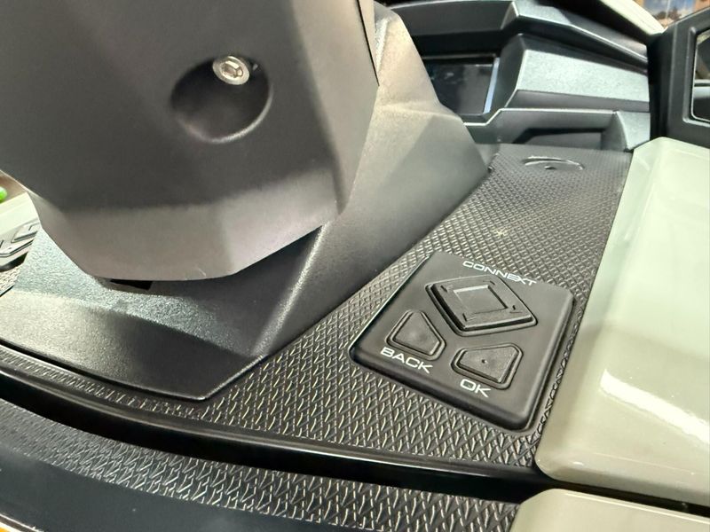 New 2025 Yamaha VX CRUISER HO W&sol;AUDIO Image 8