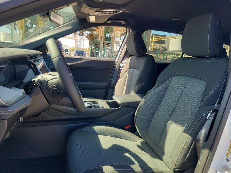 New 2026 Jeep Cherokee Laredo 4x4