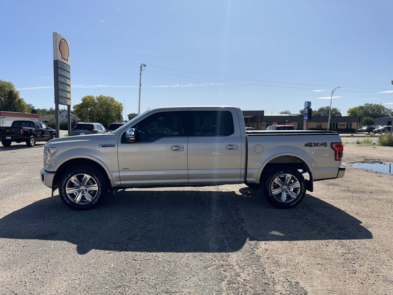 2017 Ford F-150 PlatinumImage 5