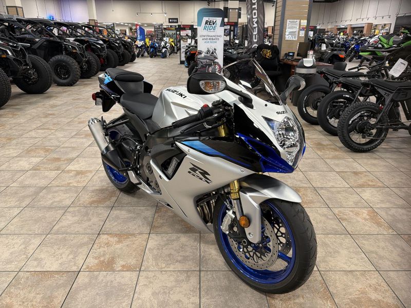 New 2026 Suzuki GSX-R750 Image 11