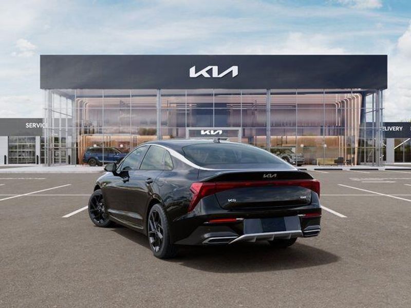 New 2026 Kia K5 GT-LineImage 5