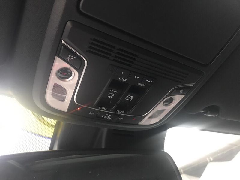 Used 2019 Honda Ridgeline Black EditionImage 18