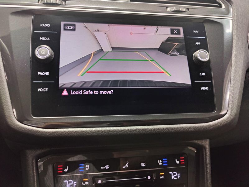 Used 2024 Volkswagen Tiguan AWD SEL R-Line w/Sunroof/NavImage 15