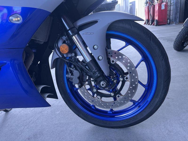 Used 2021 Yamaha YZF-R3 ABS Image 28