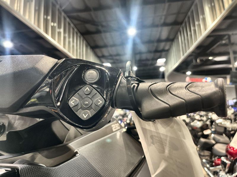 New 2025 Sea-Doo GTX 230 (SOUND SYSTEM) Image 13