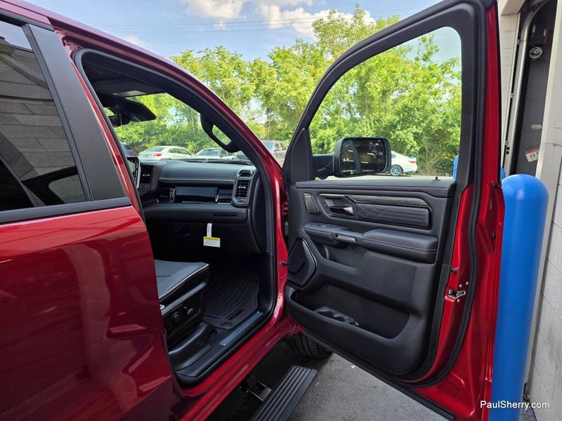 New 2026 RAM 1500 Limited Crew Cab 4x4 5'7' Box