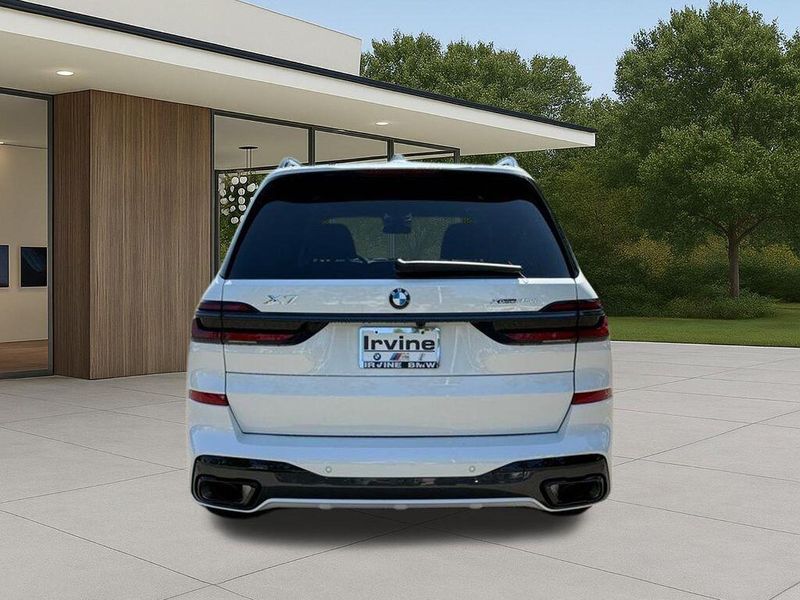 New 2026 BMW X7 xDrive40iImage 10