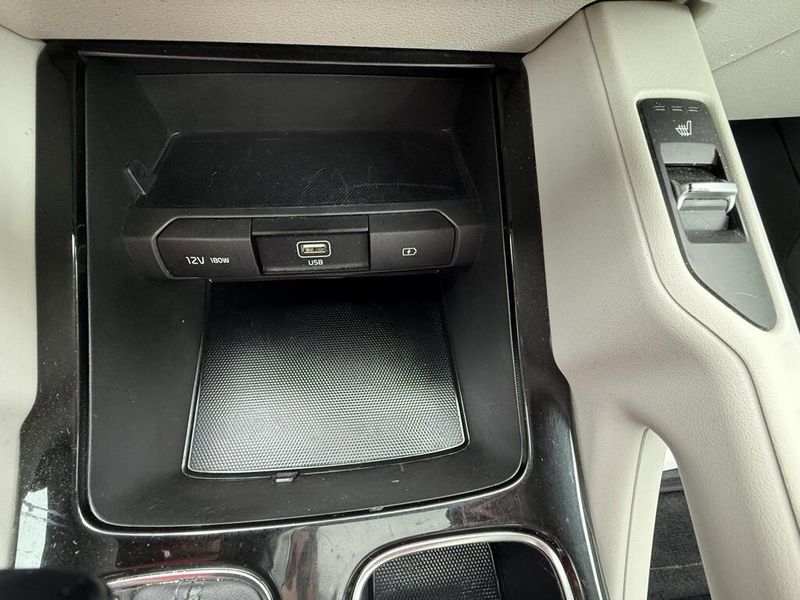 2020 Kia Telluride S photo 24