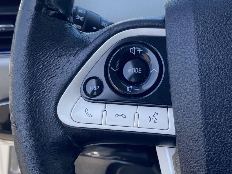 2016 Toyota Prius Three TouringImage 26