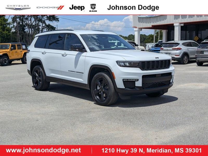 2024 Jeep Grand Cherokee L Limited 4x2Image 1