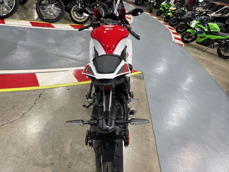 New 2026 Yamaha YZF-R7 70TH ANNIVERSARY EDITION Image 17