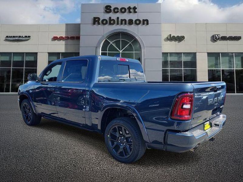 New 2026 RAM 1500 Laramie Crew Cab 4x4 5'7' Box