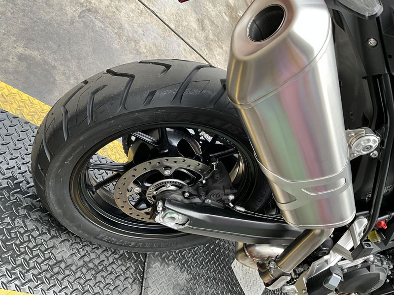 New 2026 BMW F 800 GS Image 15