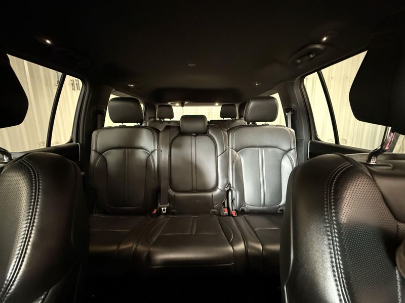 2024 Jeep Wagoneer Image 27