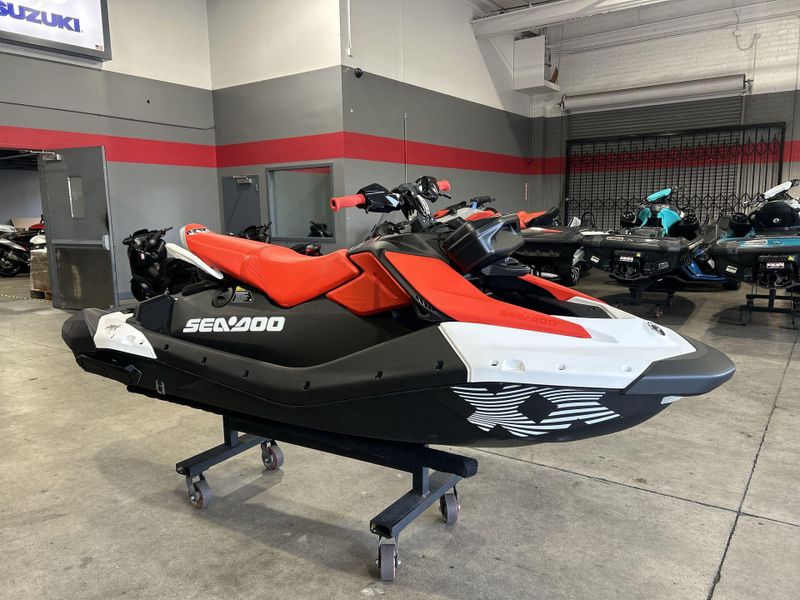 New 2026 Sea-Doo SPARK FOR 3 90 TRIXX (SOUND SYSTEM) Image 11
