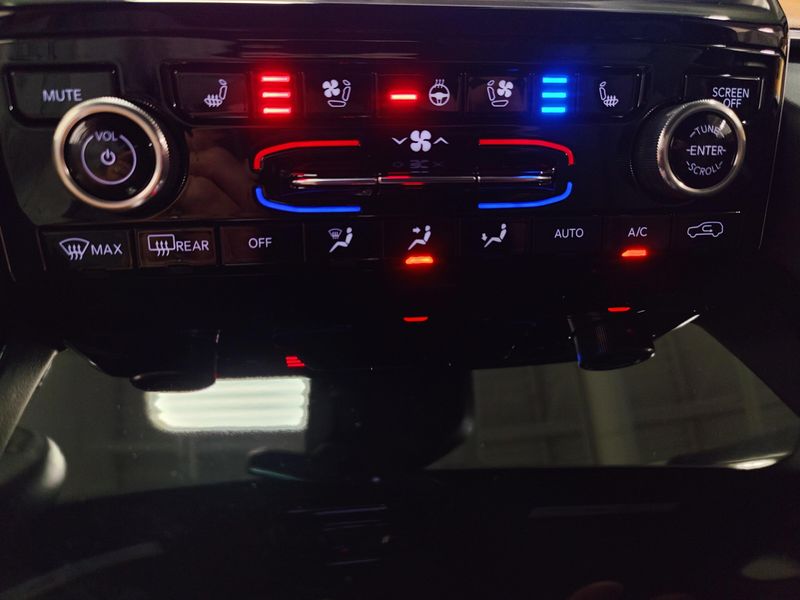 Used 2024 Jeep Grand Cherokee 4xe Summit ReserveImage 25