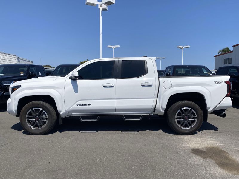 Used 2024 Toyota Tacoma 2WD TRD SportImage 2