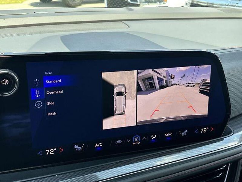 Used 2025 Chevrolet Tahoe RSTImage 30